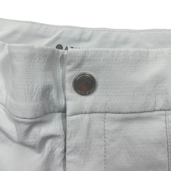Athleta 8 Light‎ Gray Shorts Zip Snap Closure Zip Pockets Nylon Spandex - Picture 2 of 6
